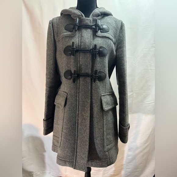 Burberry Women's Gray Wool Toggle Trench Coat.  Size 10. - Picture 2 of 15